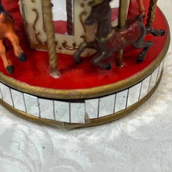 VTG 1991 Noma Carousel Merry Go Round Mirror Christmas Plastic Ornament 4" Tall - Picture 14 of 14